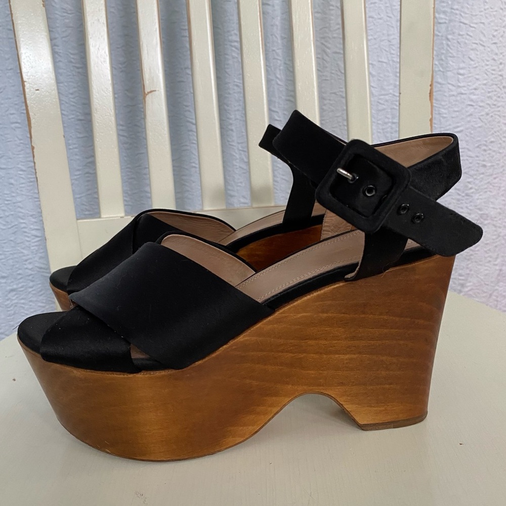 Selina Satin Platform